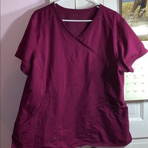 ❗️Maroon Scrubstar Top XL❗️